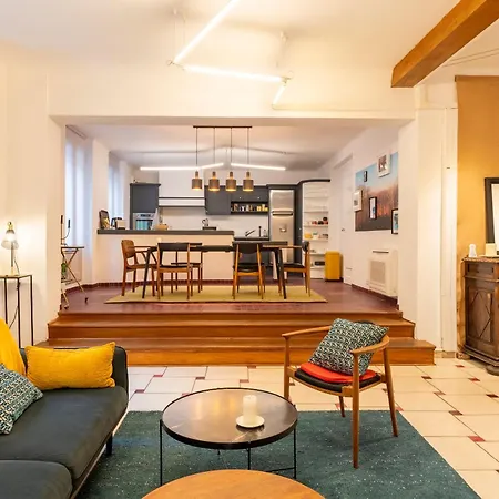 Au Coeur D'avignon *